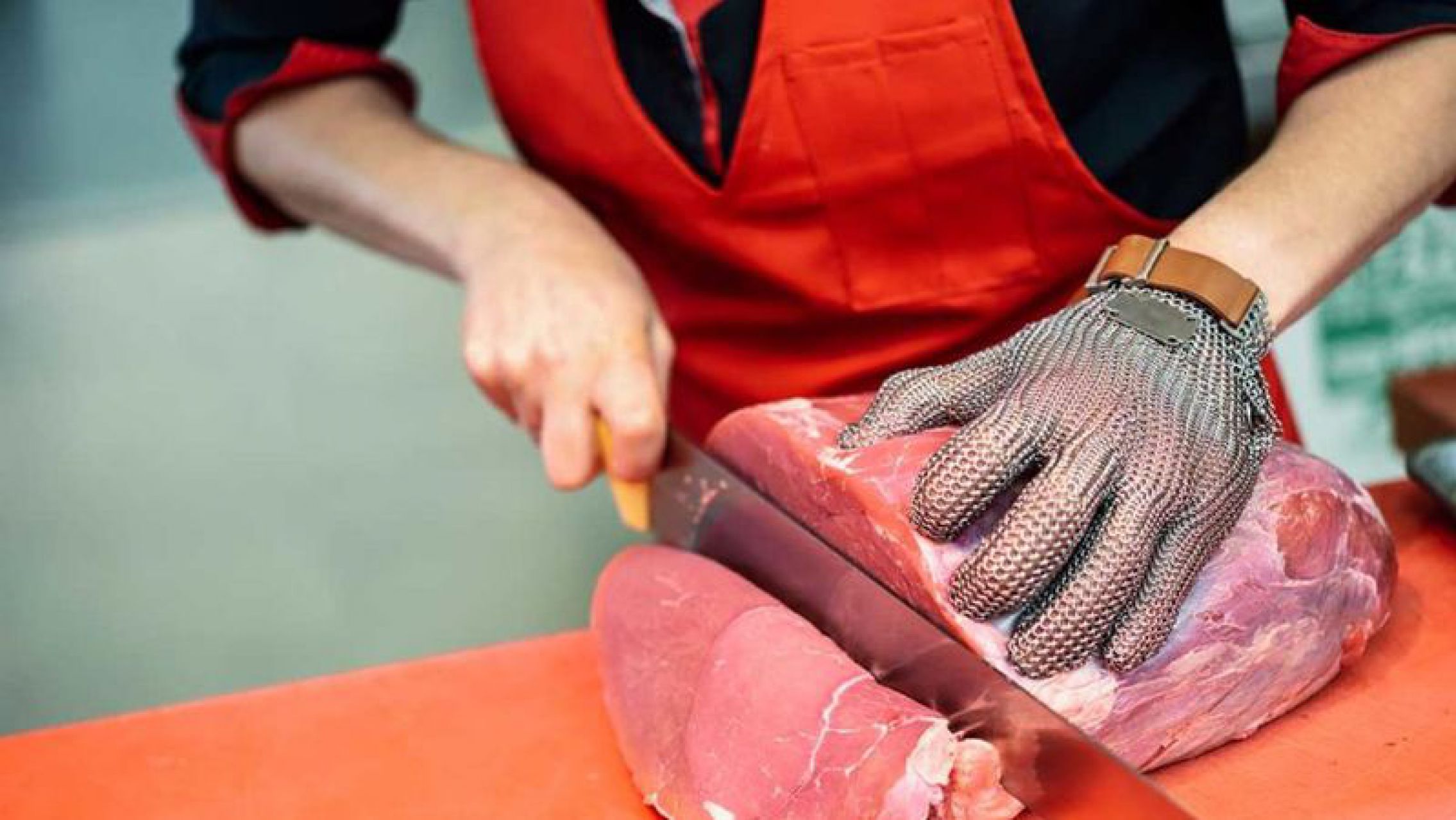 Carnicero mató de un balazo a un ladrón y vecinos le destrozaron el comercio a modo de venganza